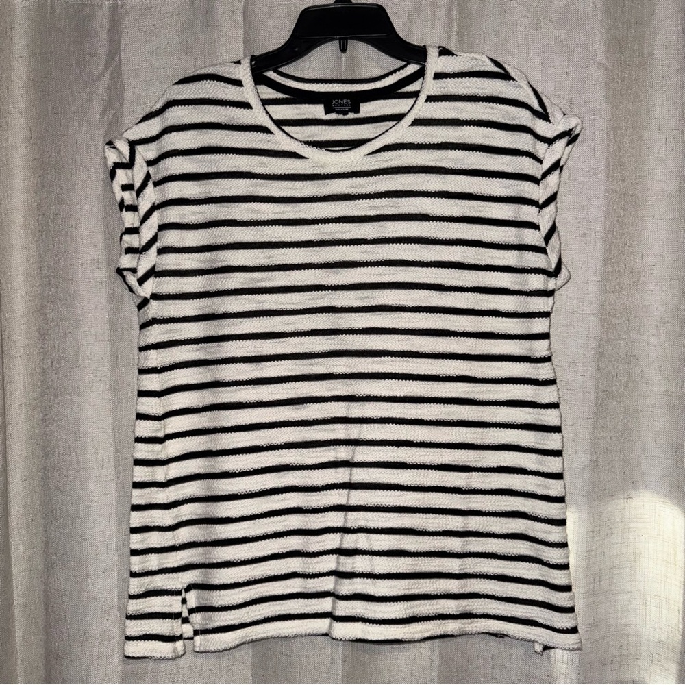 Jones New York Black and White Striped Knitted Shirt size is about a medium
